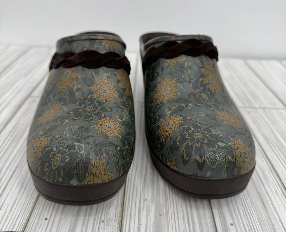 Crocs Sarah shoes women's 10 mules clogs slip on floral braided heeled comfort - Image 3