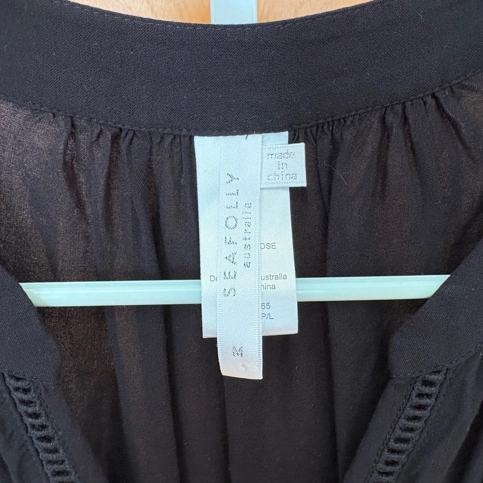 Seafolly Australia Black Sleeveless V-Neck Mini Dress -‎ Size M - Image 3