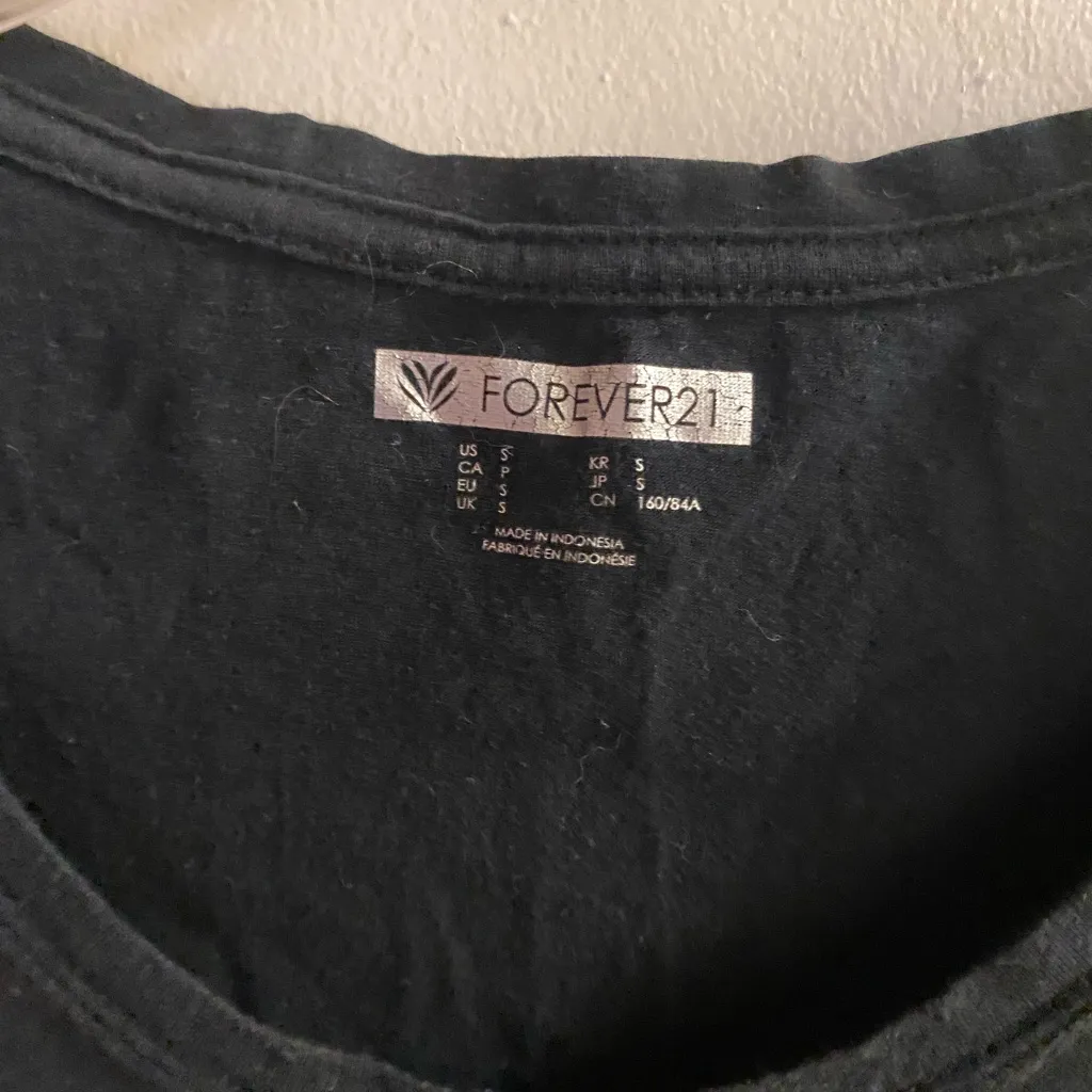 Forever 21 Womens Fitted Black Tee T Shirt Net Netting On Sides S Small Bust 32” - Image 4