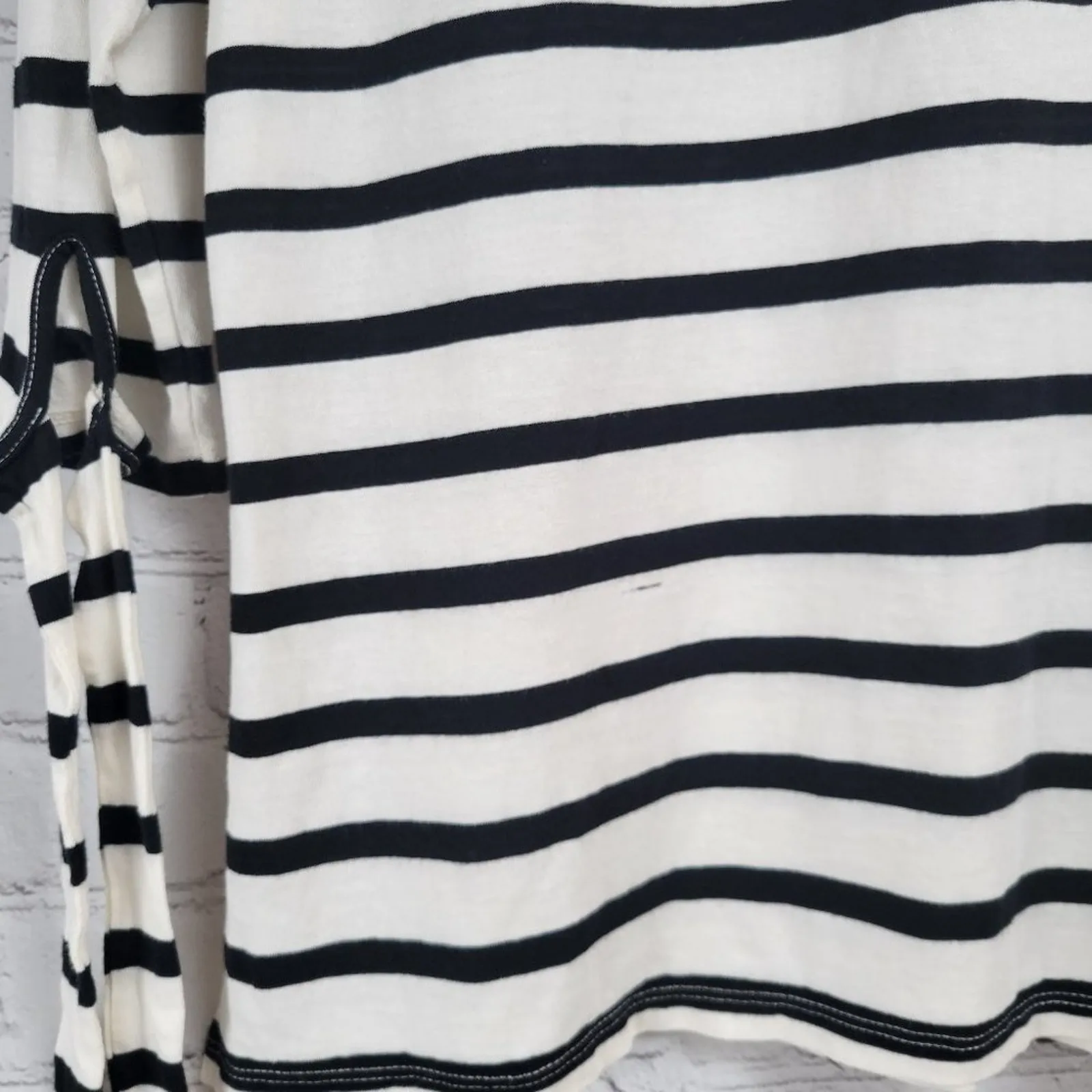 Old Navy Women's Black White‎ Striped Boat Neck Tie Sleeve Shirt Size M Cotton - Image 11