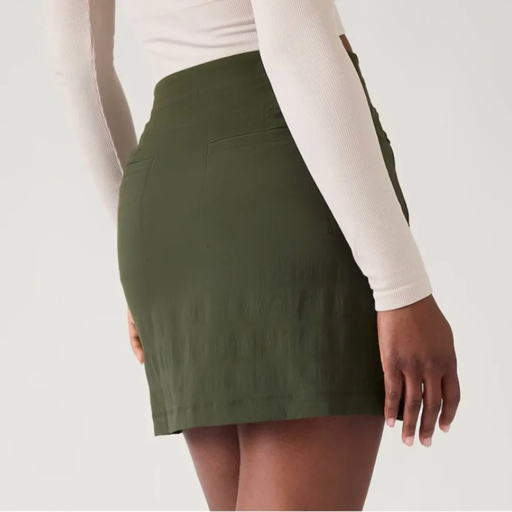 Athleta Trekki Mid Rise Skirt - Image 10