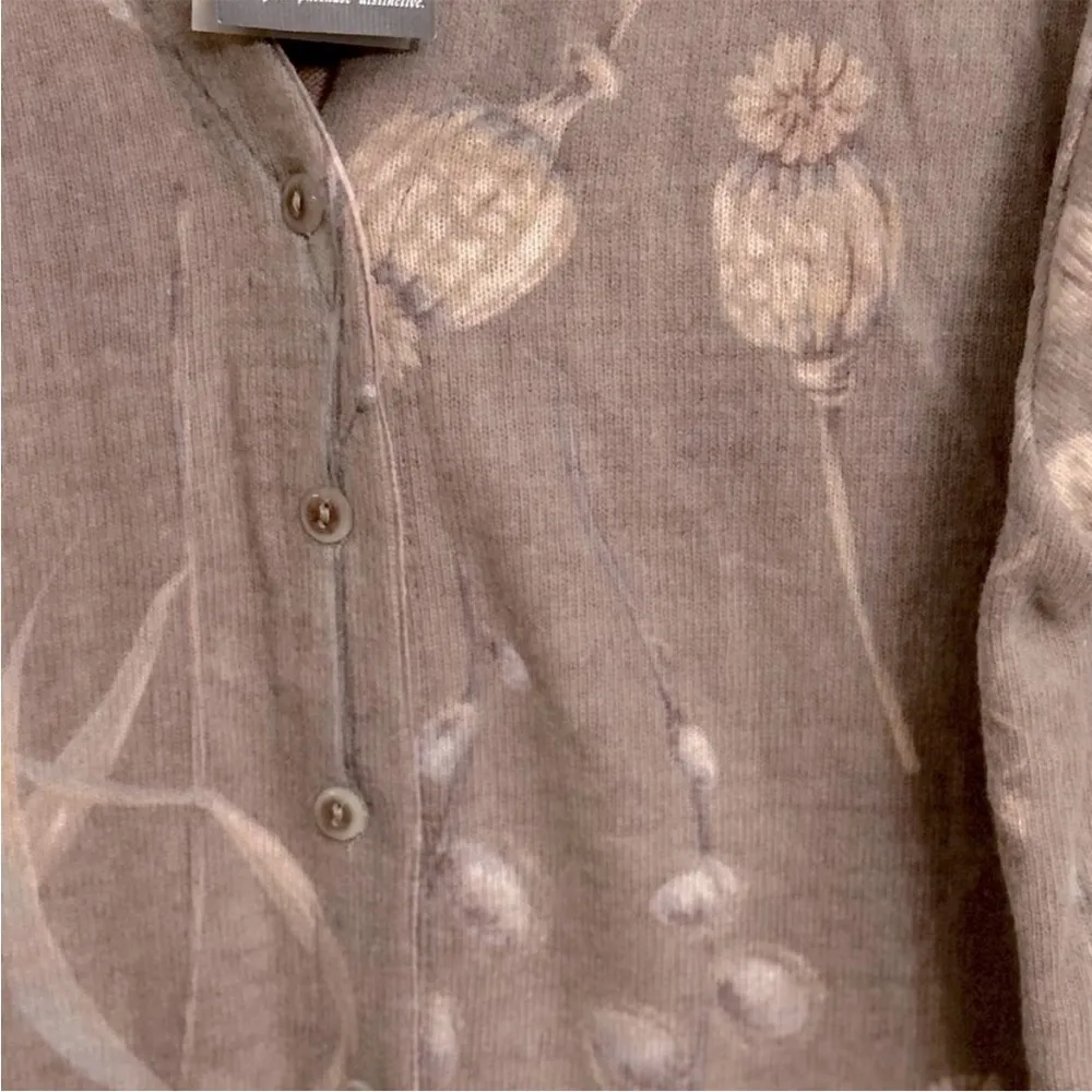 Gabriella T. Light Brown Floral Merino Wool Made in Italy Cardigan Size Large - Image 3