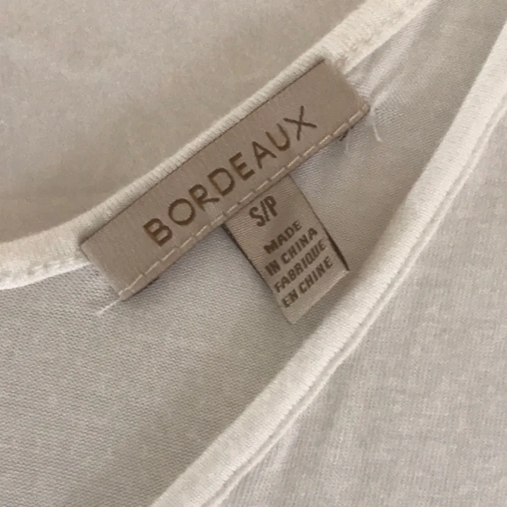 Anthropologie Bordeaux Tank White Blue - Image 2