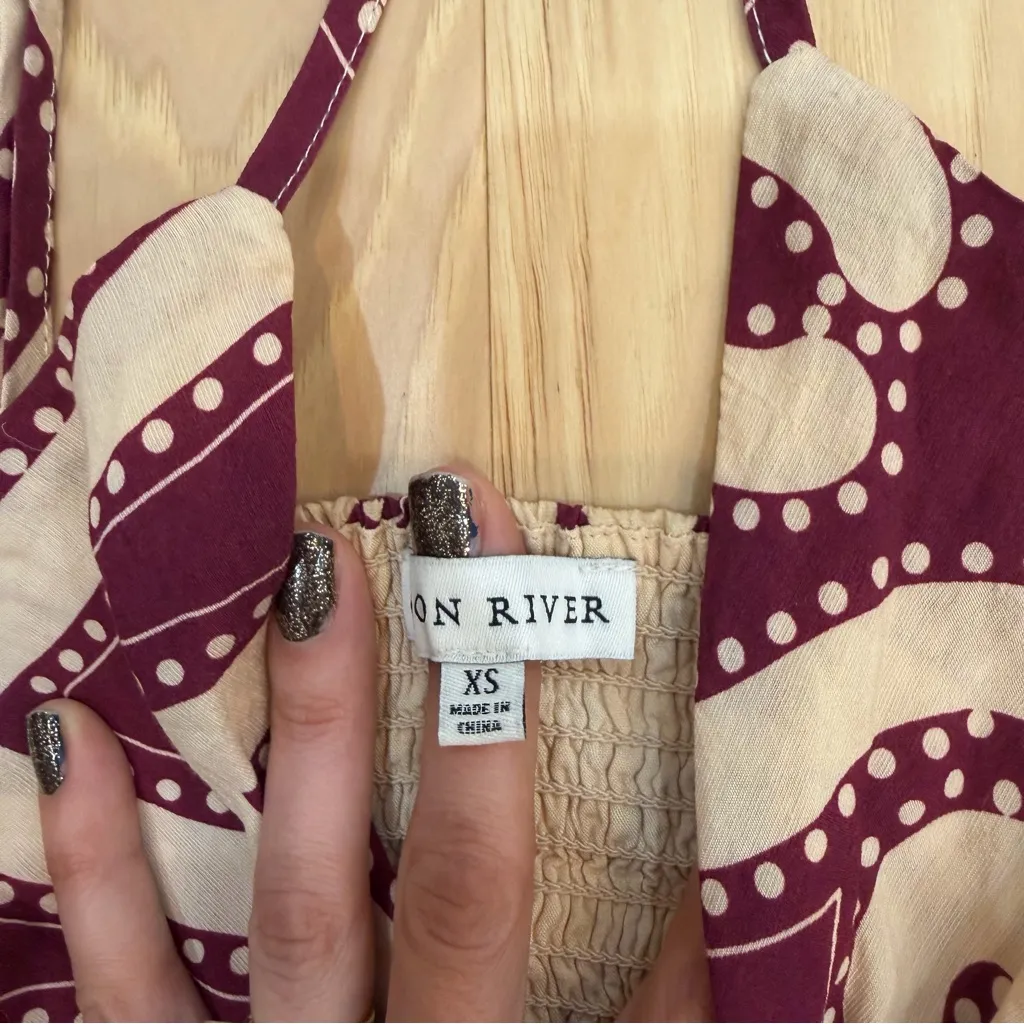 Moon River Sz XS Burgundy and beige mini dress with cutouts - Image 3