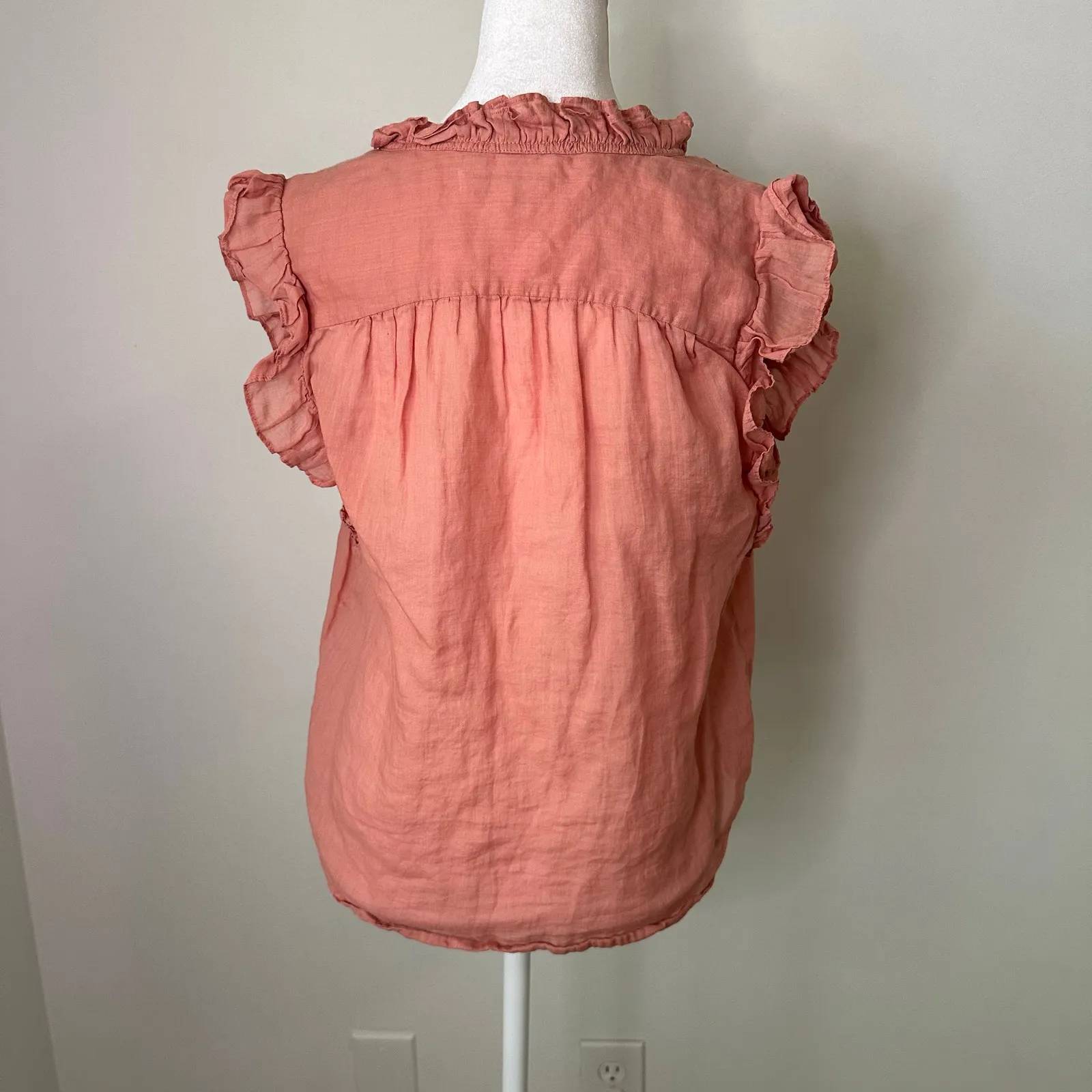 FRAME pink button front sleeveless top size XS - Image 5