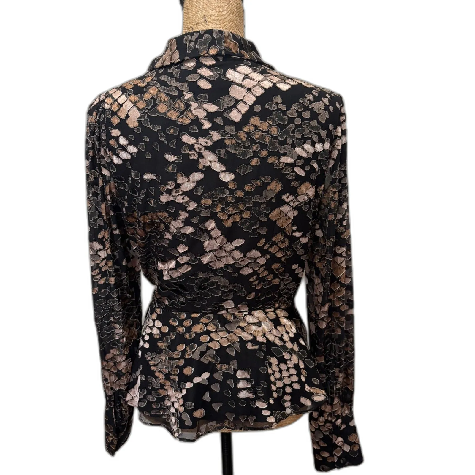 Adelyn Rae Velvet Burnout True Wrap Blouse Black Blush Feminine Size Large - Image 3