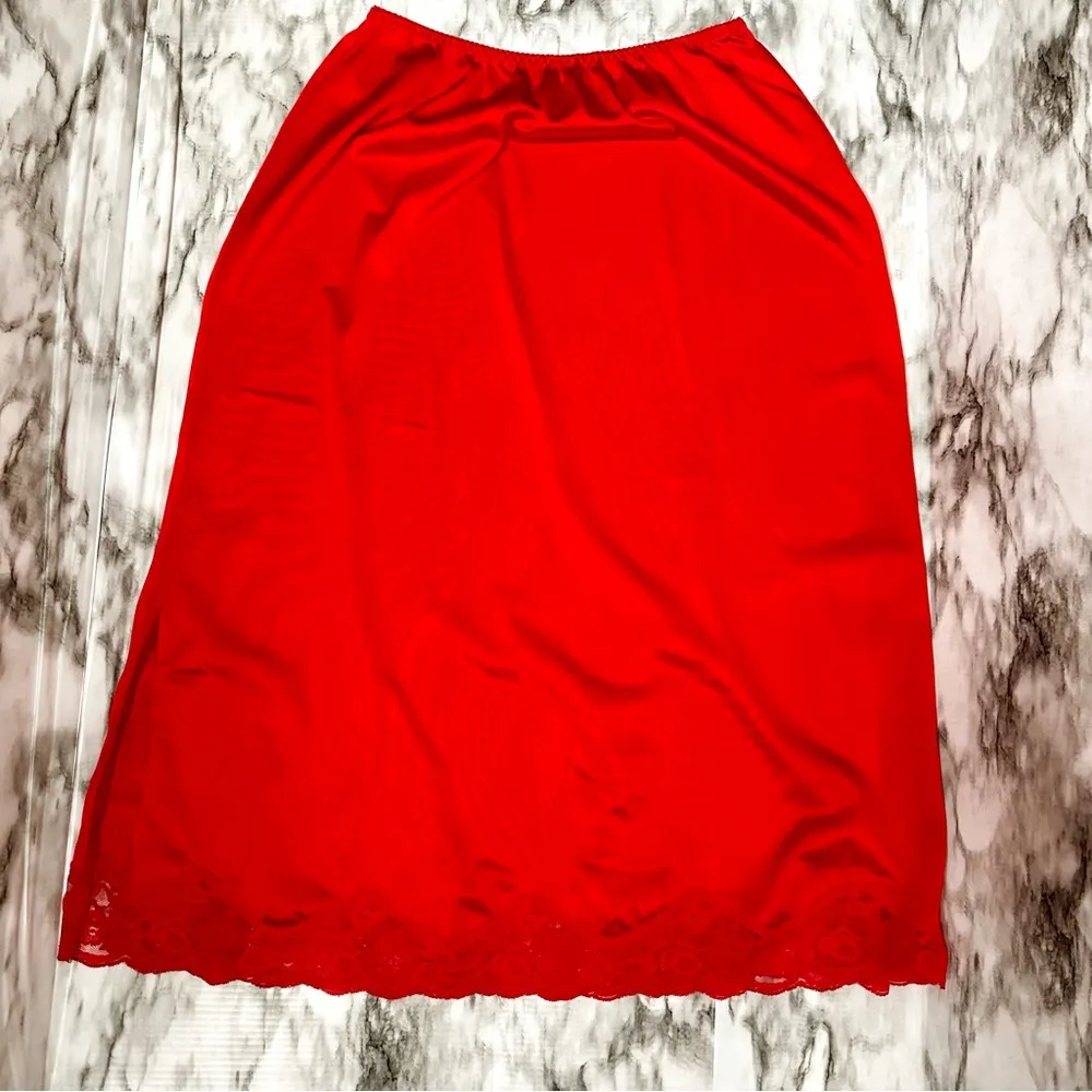 Best Form Womens Sz Medium Vtg Red Lace Trimmed Slip Skirt Romantic Goth Softie - Image 2