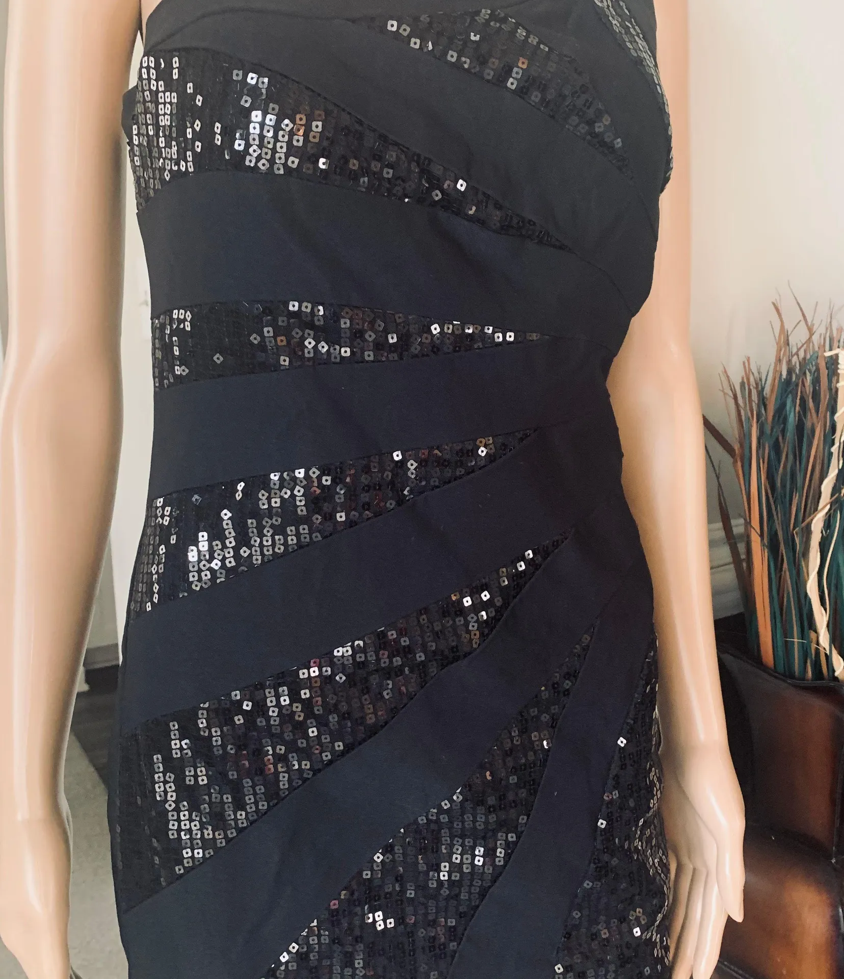 City triangle sequins mini dress  - Image 5