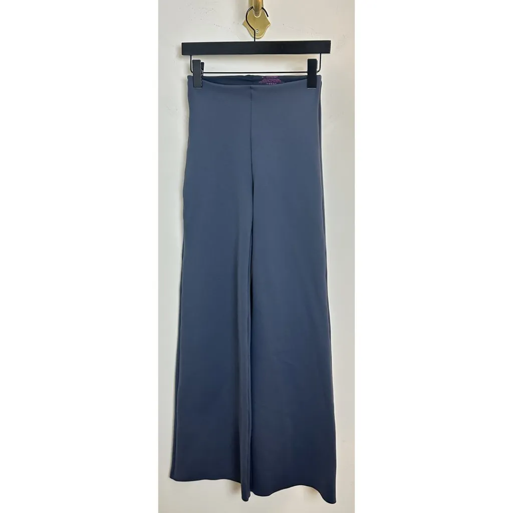COMMANDO Neoprene Wide Leg Pant in Storm Size Medium - Image 3