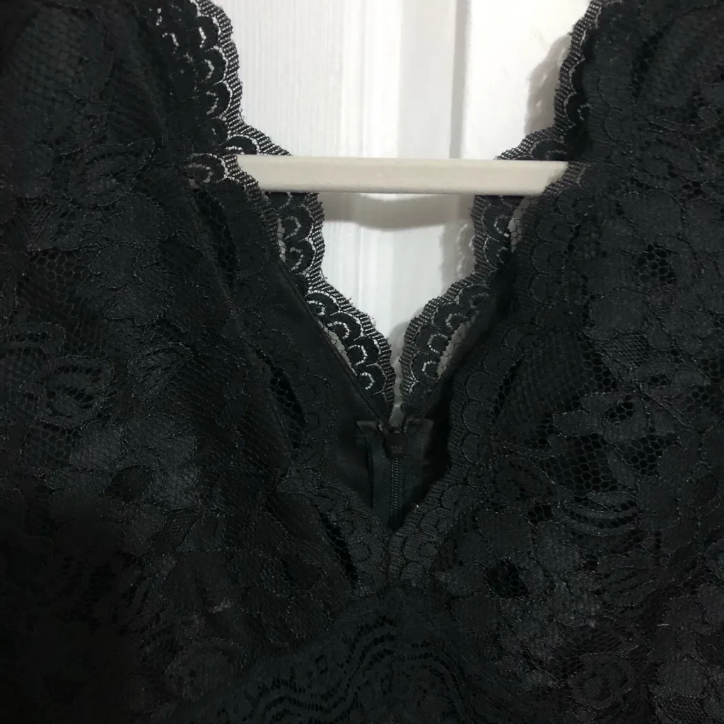 White House black market WHBM lace dress sleeveless v neck women’s 8‎ wedding - Image 11