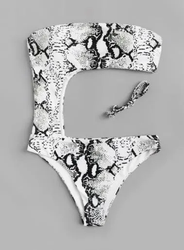 Boutique NWT Snakeskin One Piece bikini  - Image 3