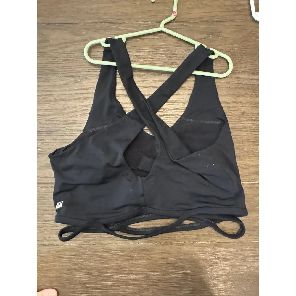 Sports Bra Fabletics black size Medium mid drift straps thin - Image 2