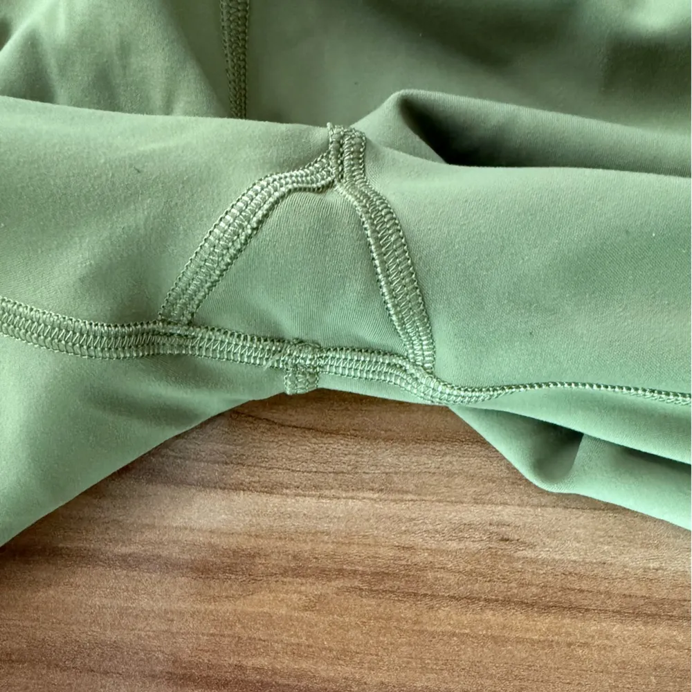 Lululemon InStill High-Rise Tight 25” - size 4 - Image 4