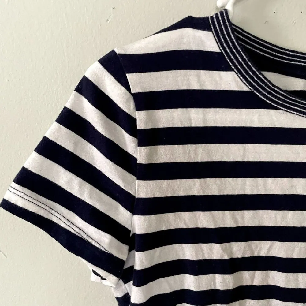 GAP navy blue white striped short sleeved vintage t-shirt cotton top summer - Image 2