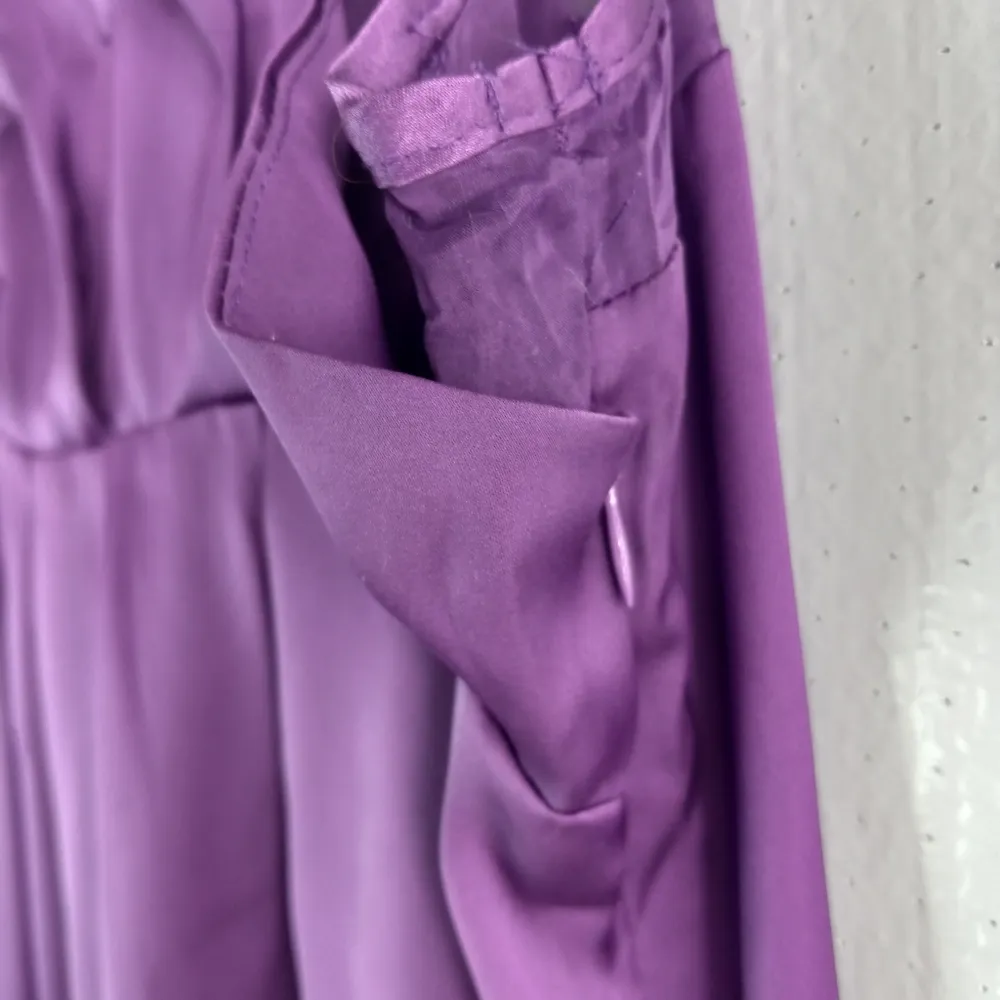 BCBG MaxAzri M Sleeveless Formal Top In Purple - Image 4