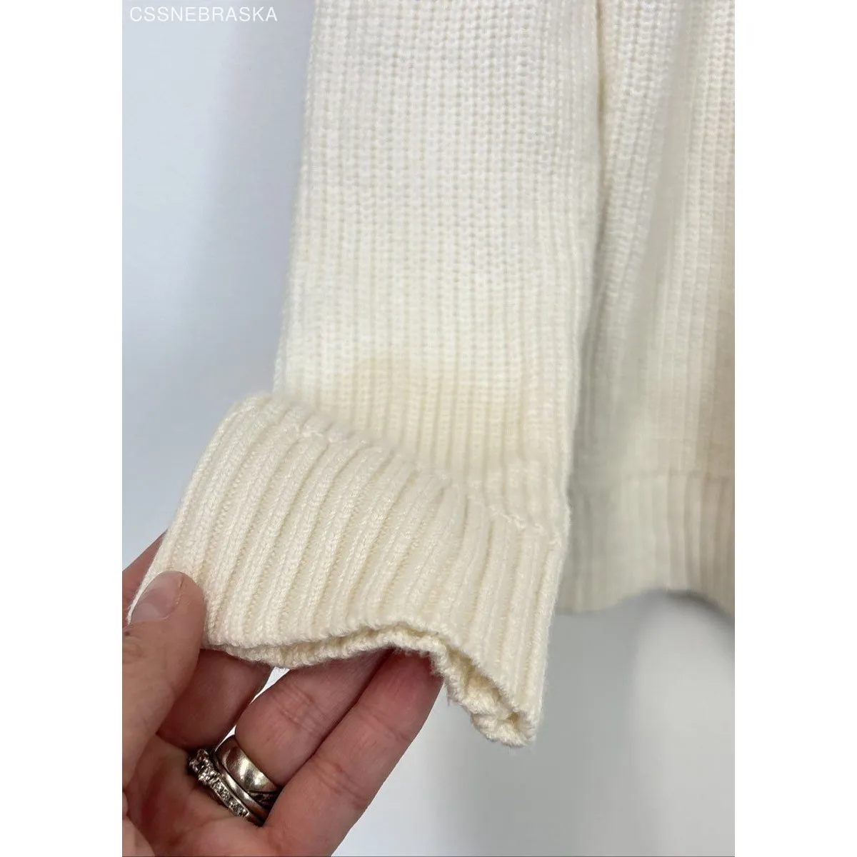 Hollister Sweater Womens Chunky Knit White Striped Red‎ Blue - S - Image 4