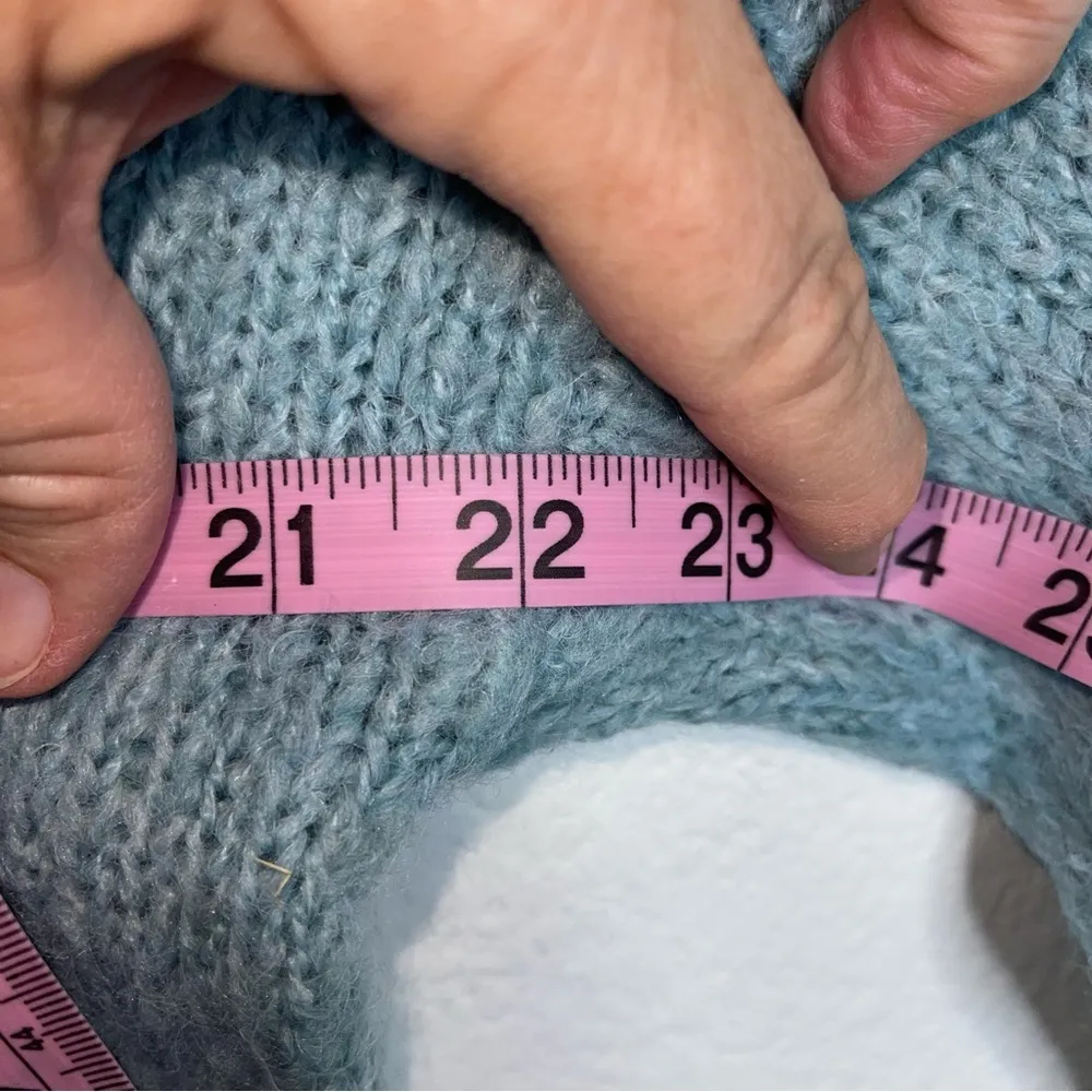 soft V-neck hooded sweater loose fit and so comfy - Image 10