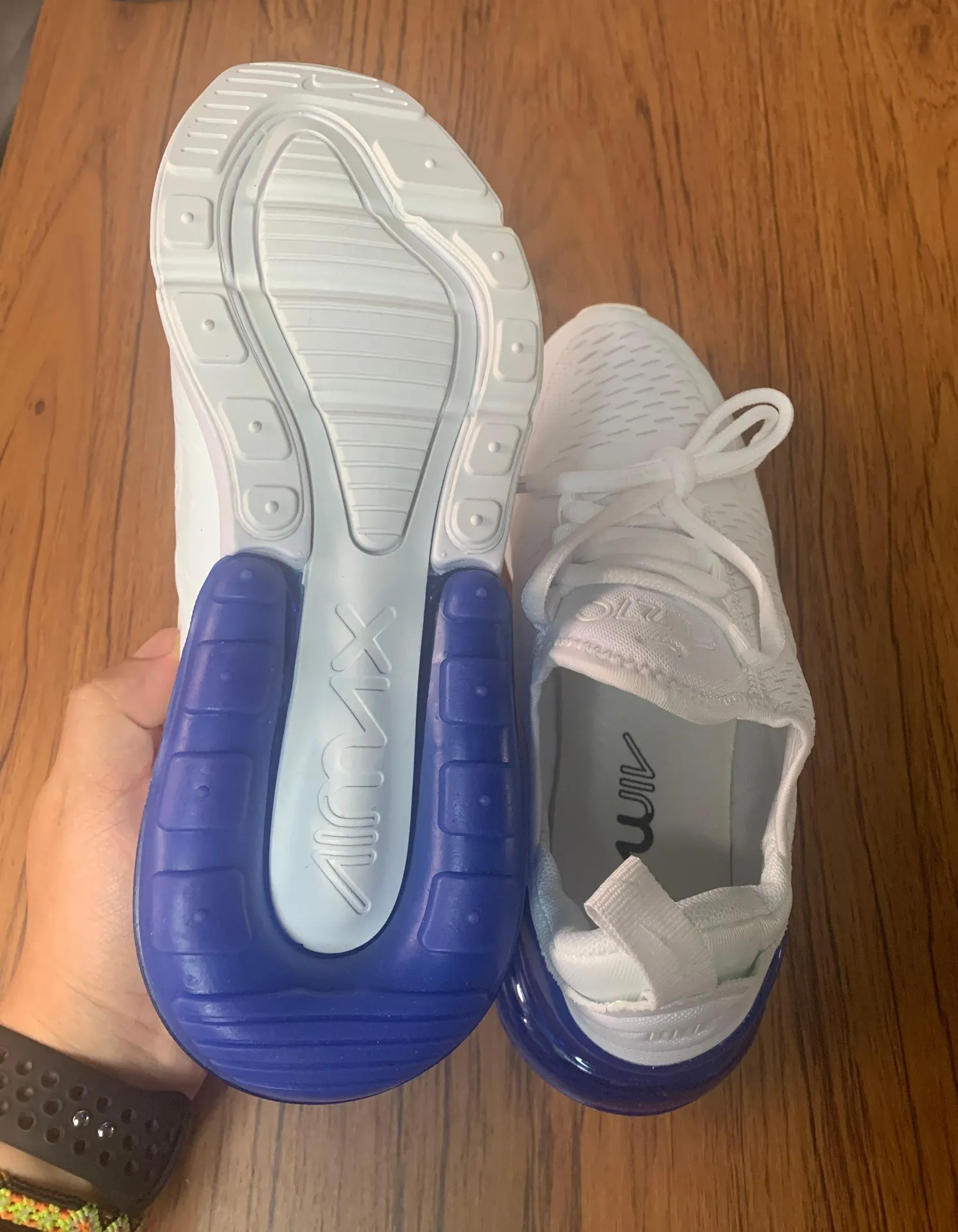 Nike Air Max 270 Shoes - Image 5