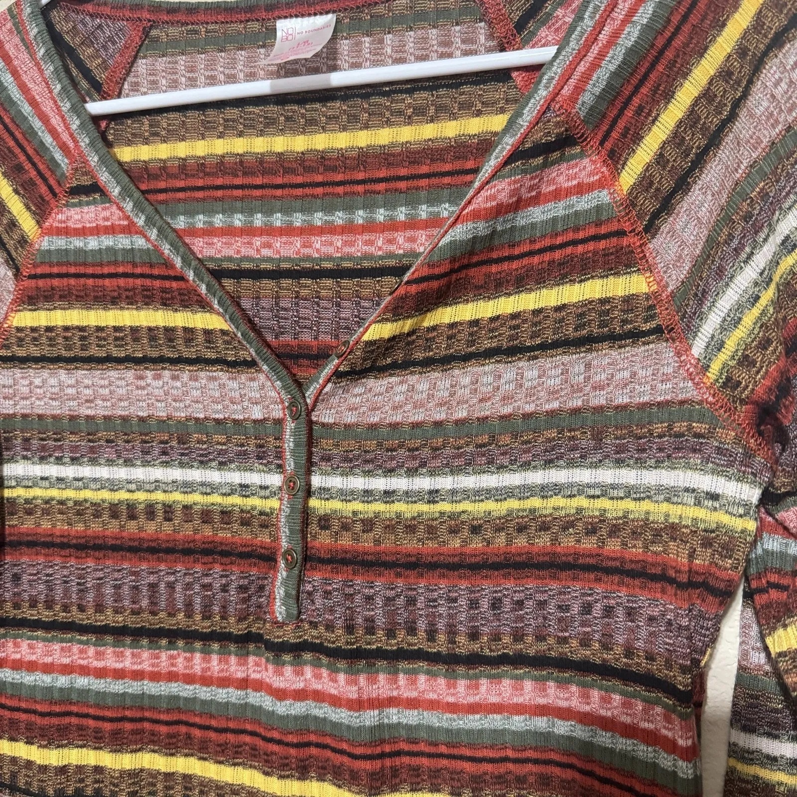 No Boundaries NOBO Y2K striped henley top curved hem ribbed sz L colorful shirt - Image 2