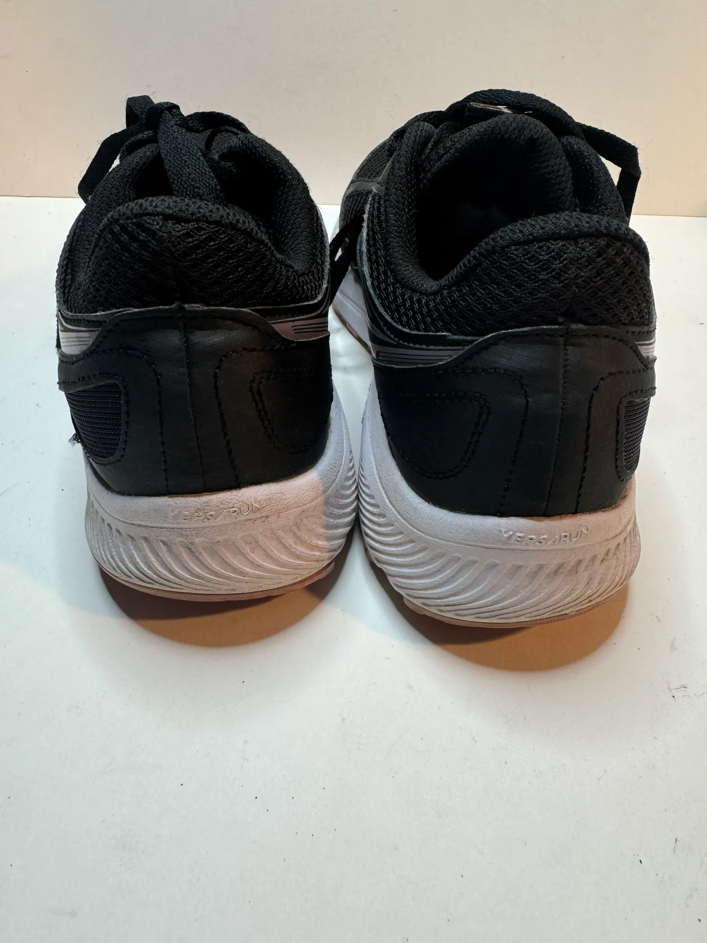 WMNS  Cohesion 14 S10628-1 Size 8.5 - Image 4