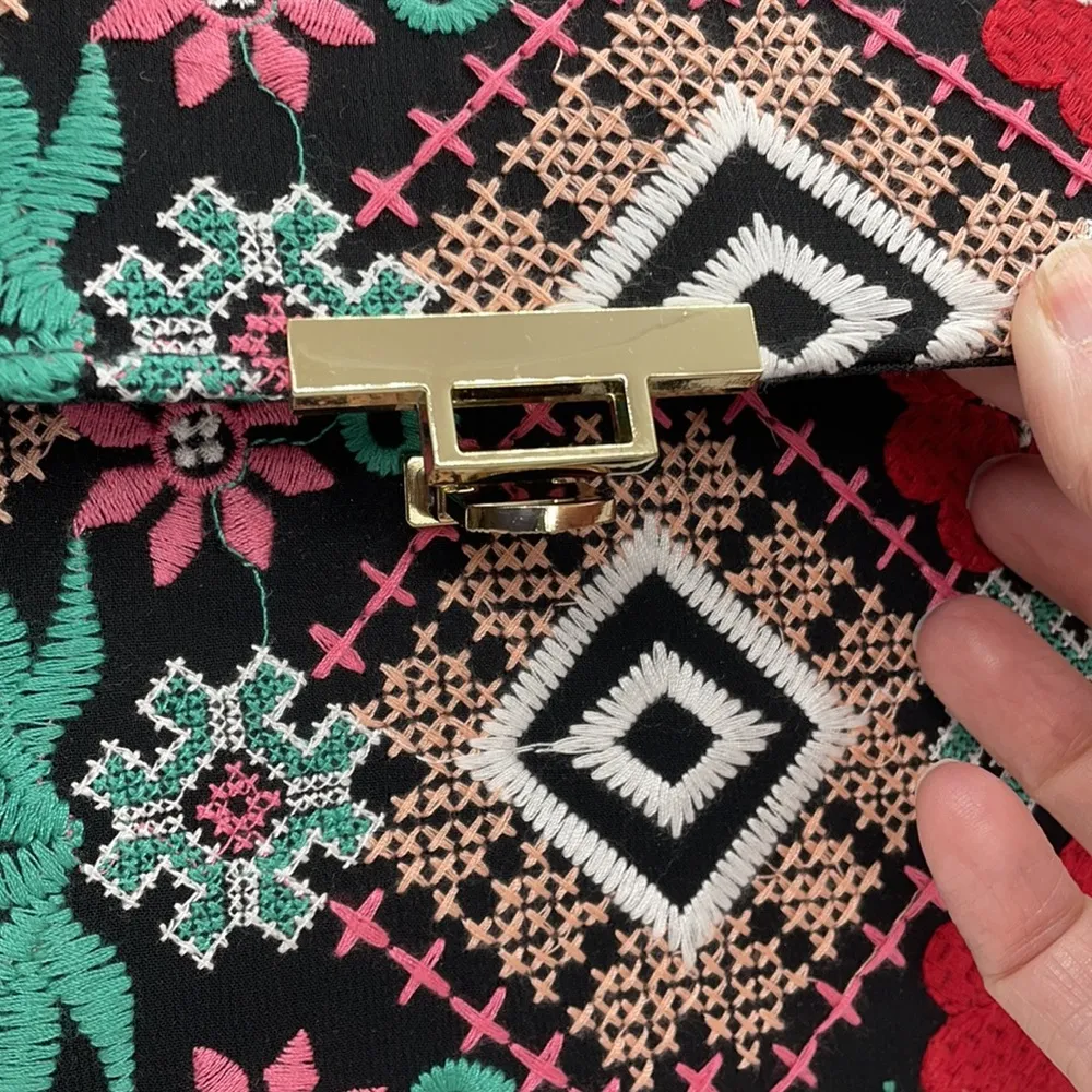 Meli Melo Needlepoint Envelope Purse Black - Image 3