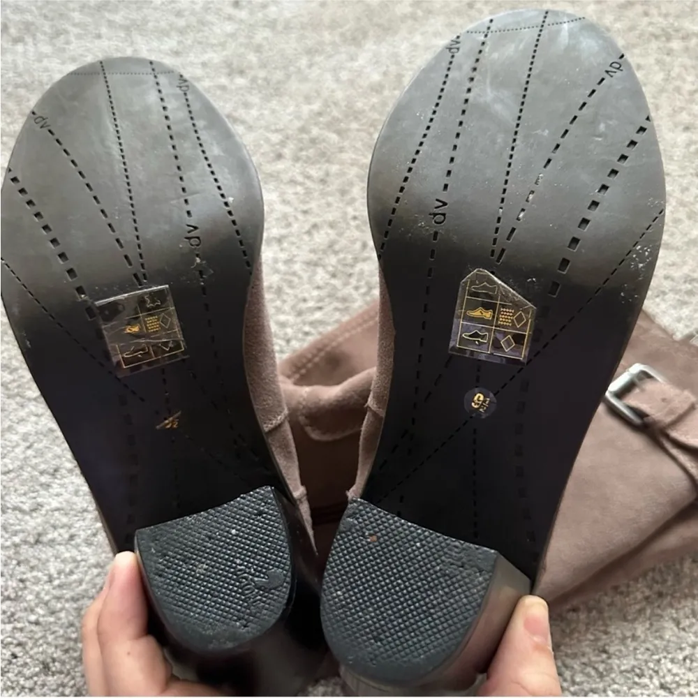 DV Dolce Vita Tall Tan Boots Size 9.5 - Image 7