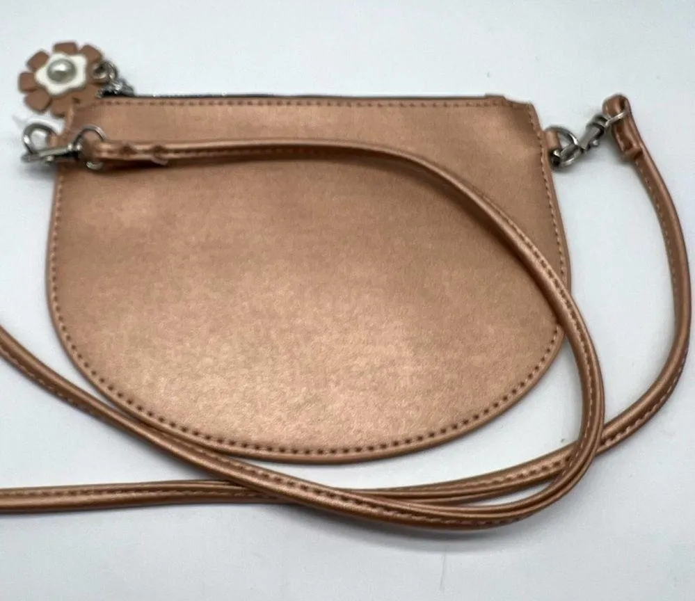 ZAC ZAC POSEN for Bloomingdale’s small beige pink shoulder or crossbody Tan - Image 7