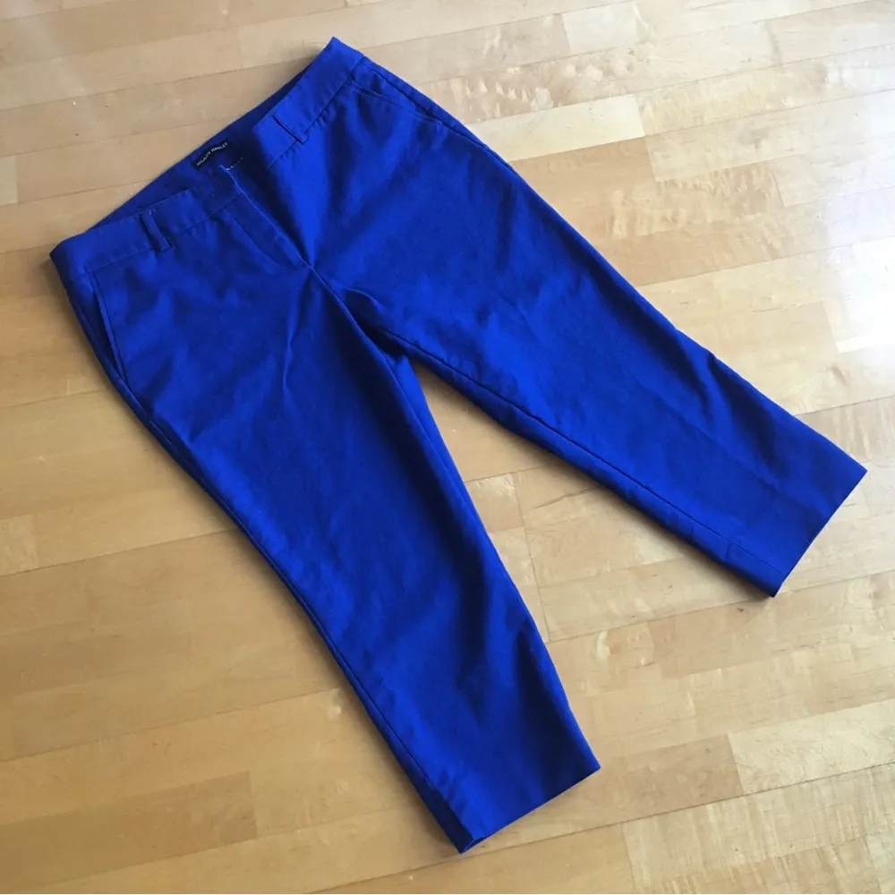 Hilary Radley Cotton, Mid Rise, Straight Leg, Capri Pants, Royal Blue, Size 12 - Image 16