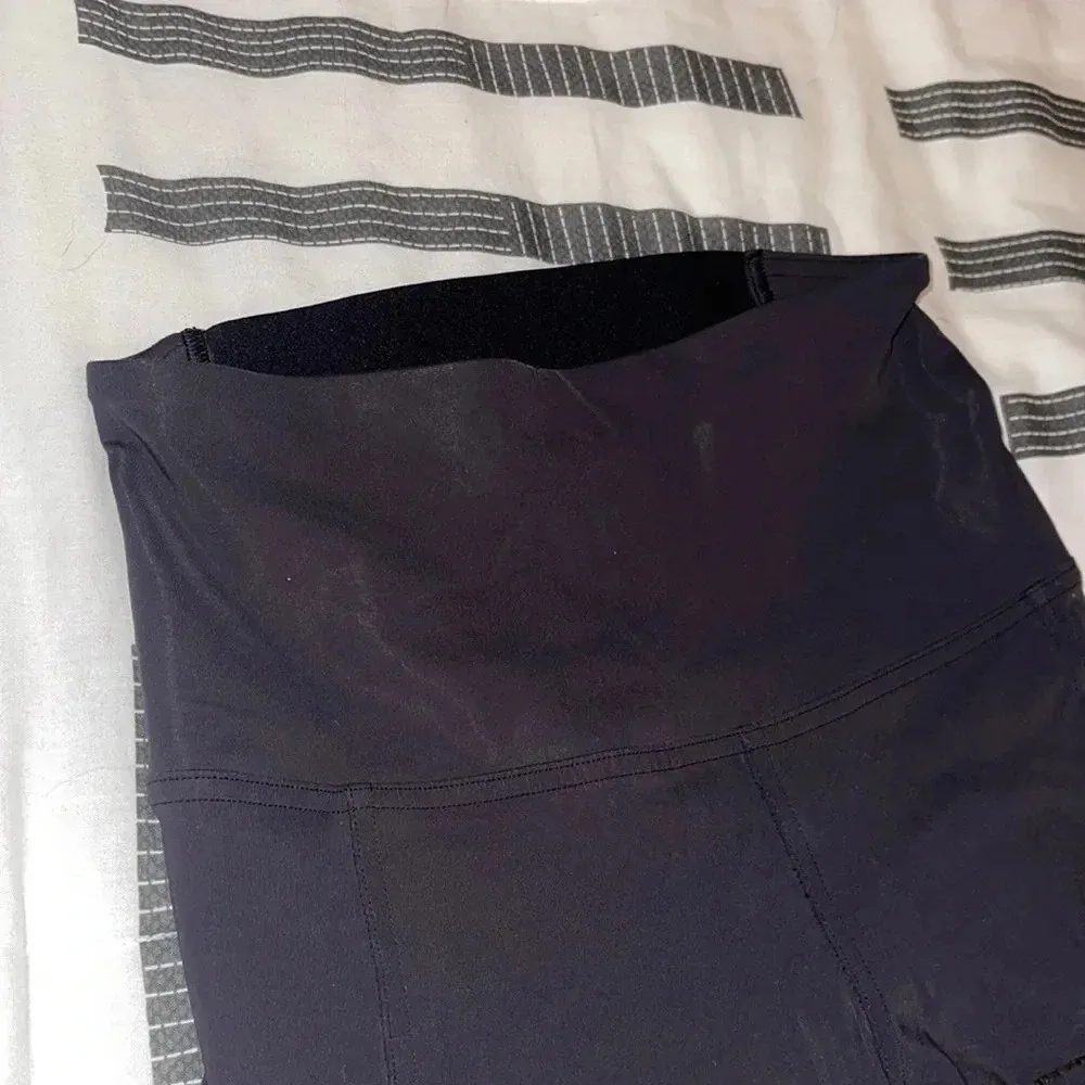 Black Leggings Sz 4 - Image 5