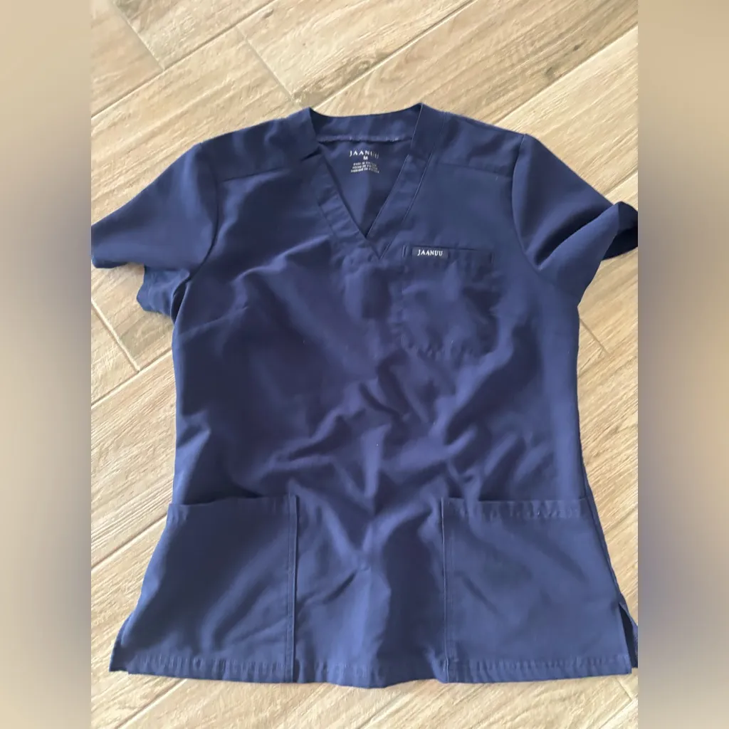 jaanuu scrub set - Image 2