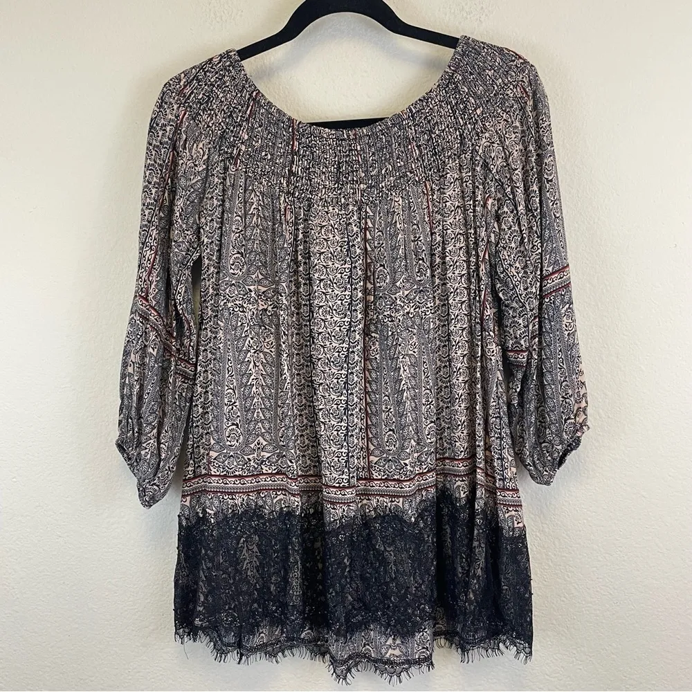 Anthropologie Black and Cream Off the Shoulder Lace Trim Western Boho Top Size S - Image 8