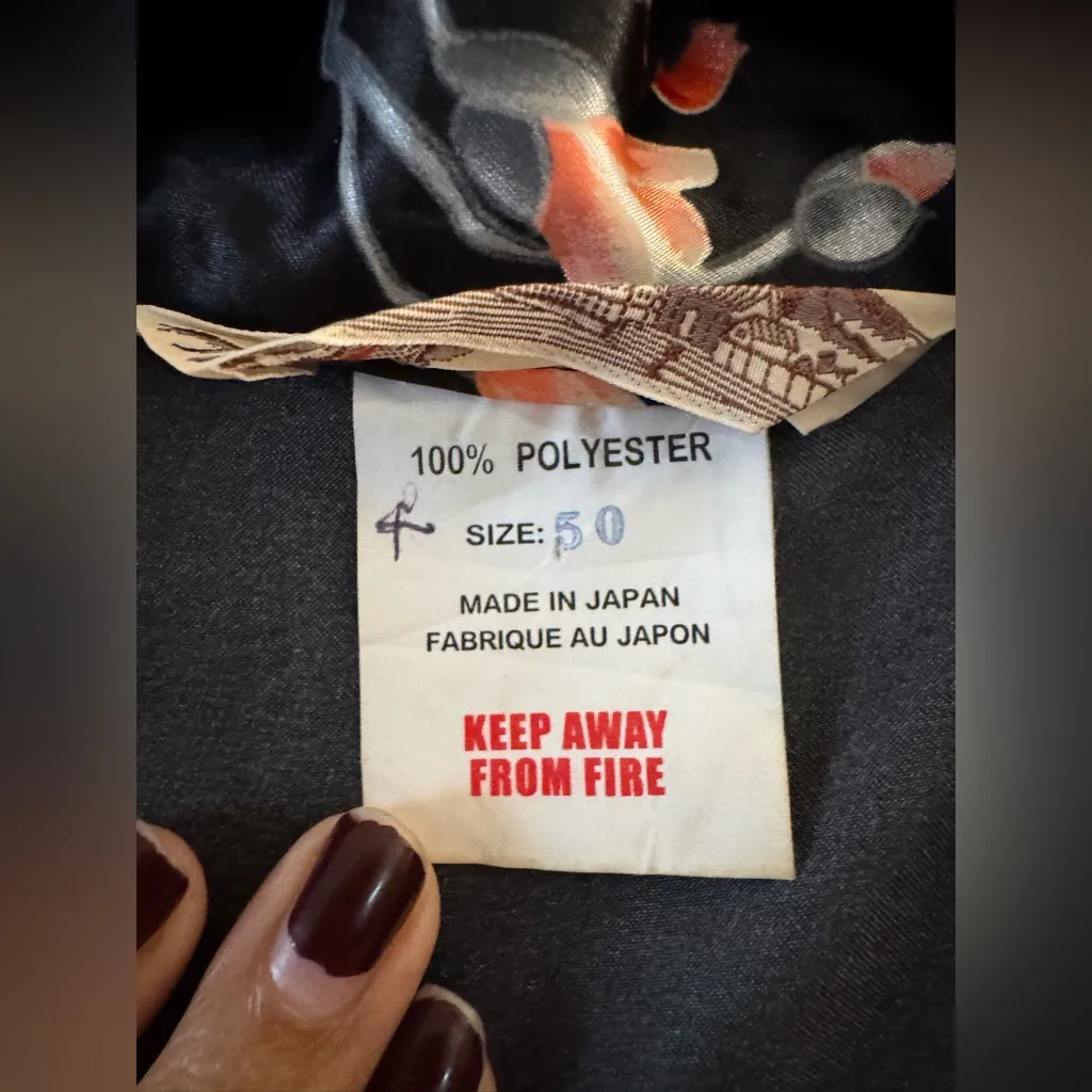 Vintage Japanese Authentic Black Floral Kimono size M/L Size L - Image 3