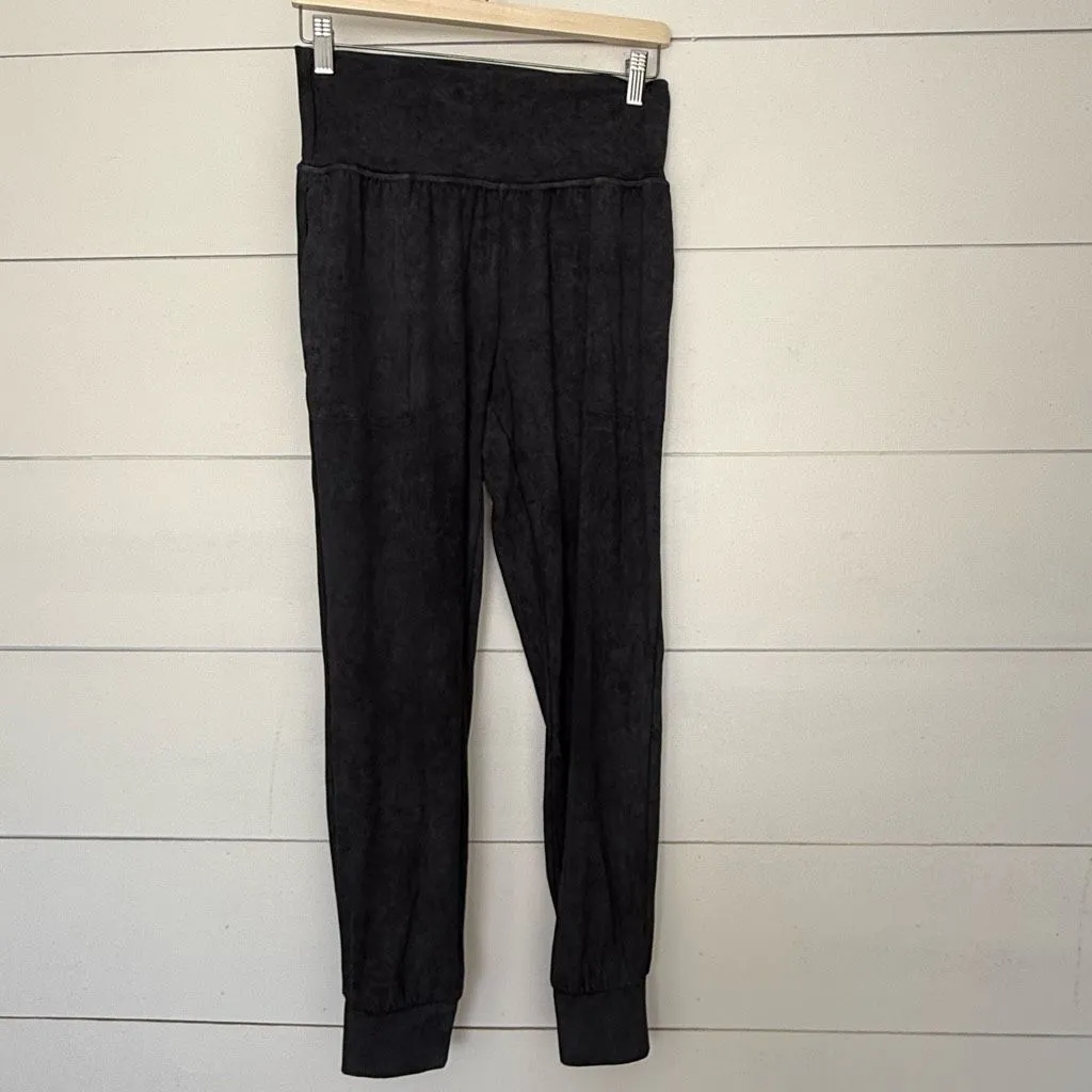 Athleta Women’s Small Saluation Garment Dye Jogger - Image 2