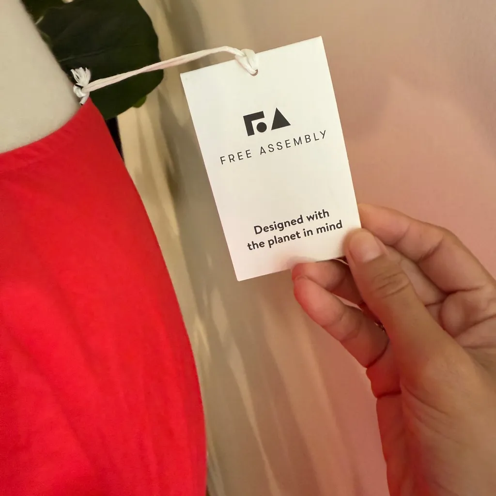 Free Assembly | Plus Tie Front Cotton Eyelet Midi Dress with Short Puff Sleeves Red - Image 4