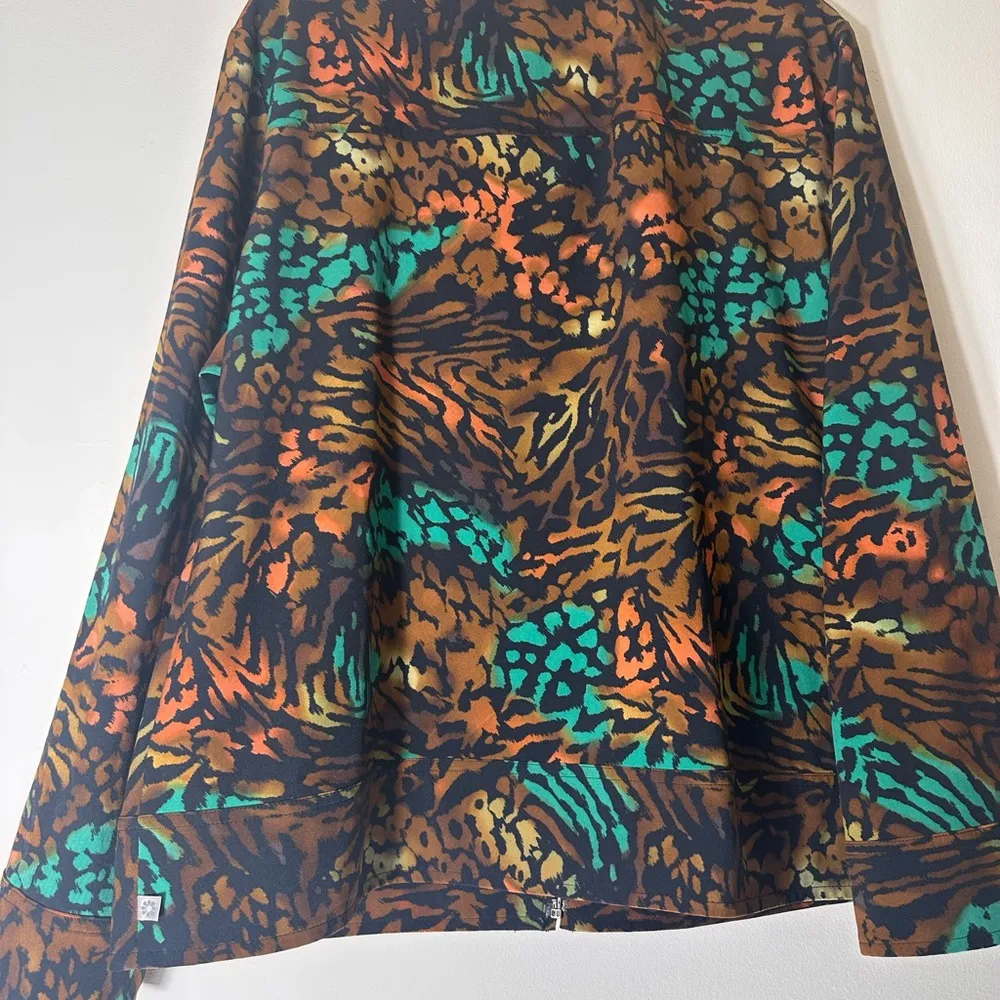 Chico’s Zebra Animal print full zip pockets jacket size 3 - Image 12