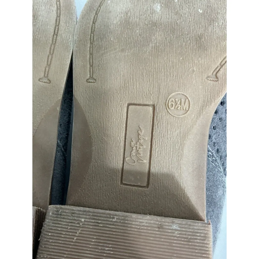 Womans Crown Vintage Size 6.5 M Rumble Gray Vented Zip Cut Out Heel Booties - Image 8