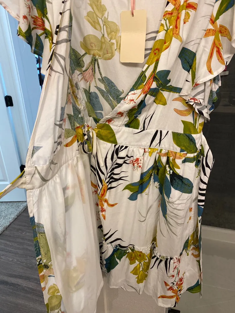 Entro Floral Wrap Dress - Image 3