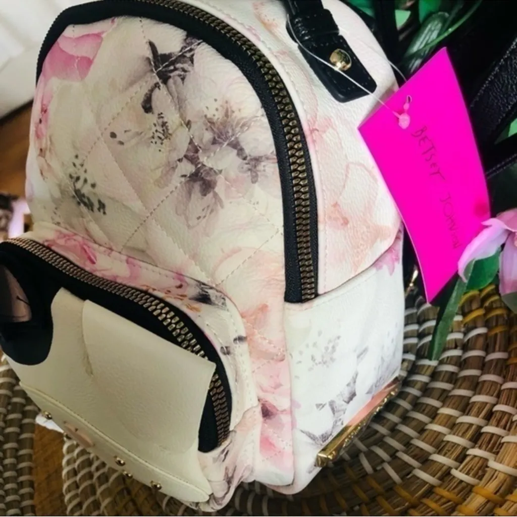Betsey Johnson Puppy Dog Mini Backpack – Floral Print, Quilted Faux Leather, NWT - Image 3