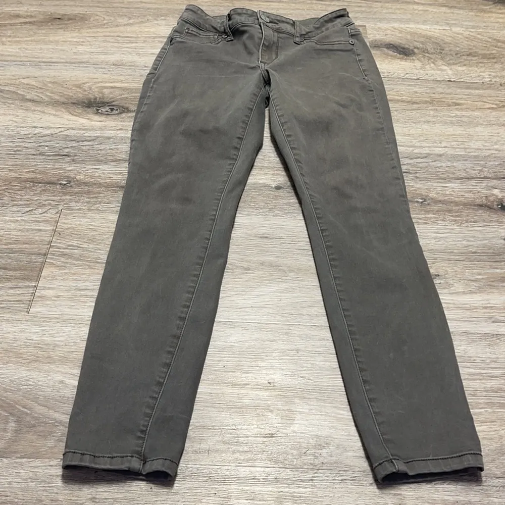 Maurices Grey Skinny Jeans Size S/XS - Image 7