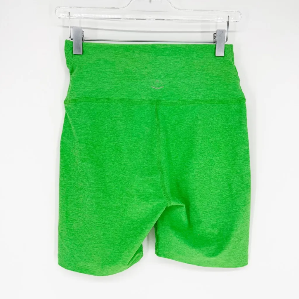 Beyond Yoga At Your Leisure Crossover Waist Bike Leggings M Honeydew Green - Image 2