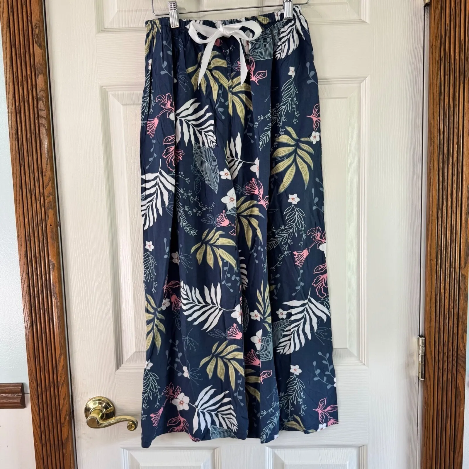Floral Wide Leg Pants Elastic Waist Drawstring Comfy Loungewear Set 2 pc Size M Blue Size L - Image 11