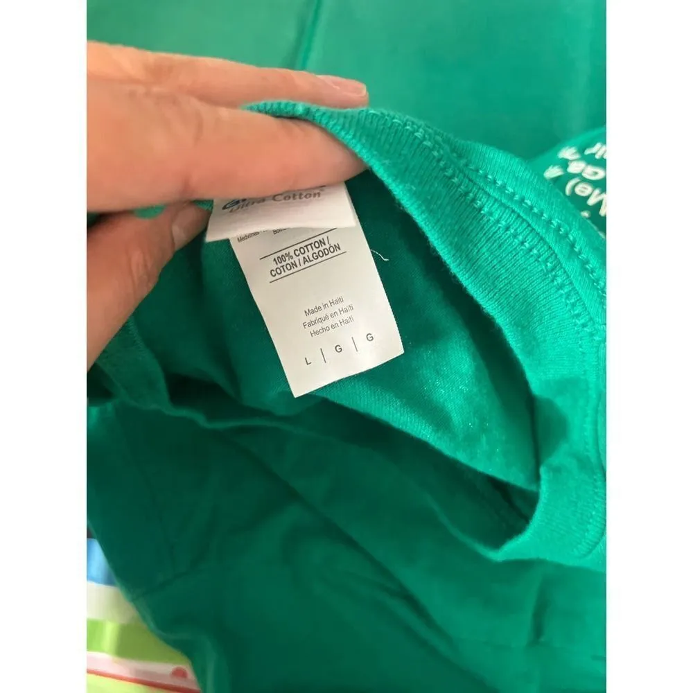 Green st pattys tshirt Green Size L - Image 4