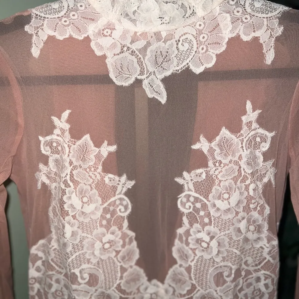 We Are HAH Bow Reversible Bodysuit NWT in Copper Rose Combo Size Medium - Image 4