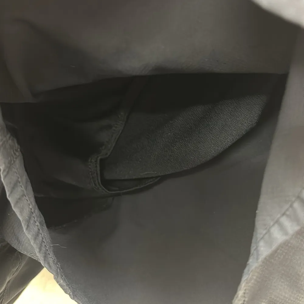 Patagonia Black Athletic Running Shorts Size Medium - Image 4