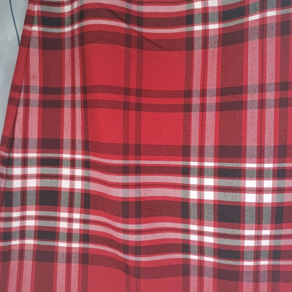 Design Lab Lord & Taylor red plaid 90’s skirt Size L - Image 3