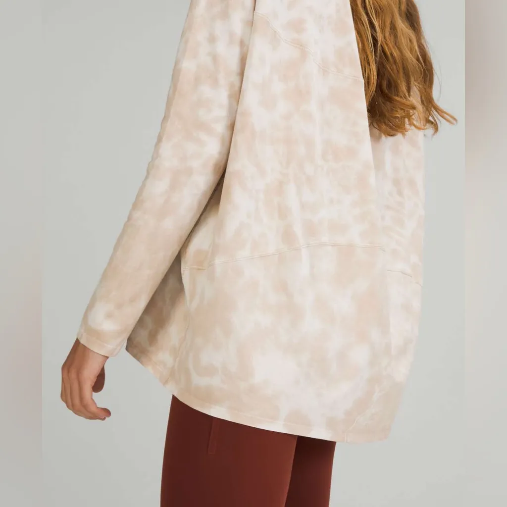 LULULEMON Back in Action Long Sleeve Shirt
Marmoleado Tie Dye Size 8 - Image 2