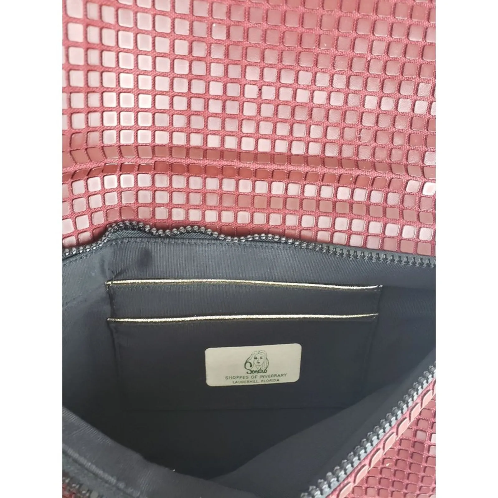 Sondro Shoppes Inverrary Lauderhill Florida Cute Textured Burgundy Red Clutch - Image 4