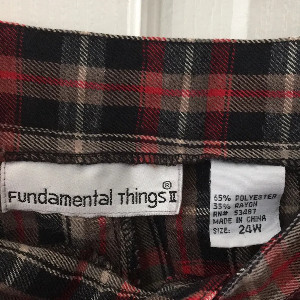 FINAL MARKDOWN Ladies’ Fundamental Things II Shorts (24W) - Image 4