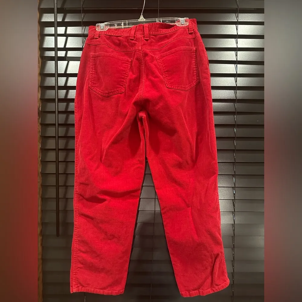 Bill Blass Red Corduroy Ankle Cropped Pants EUC - Image 4
