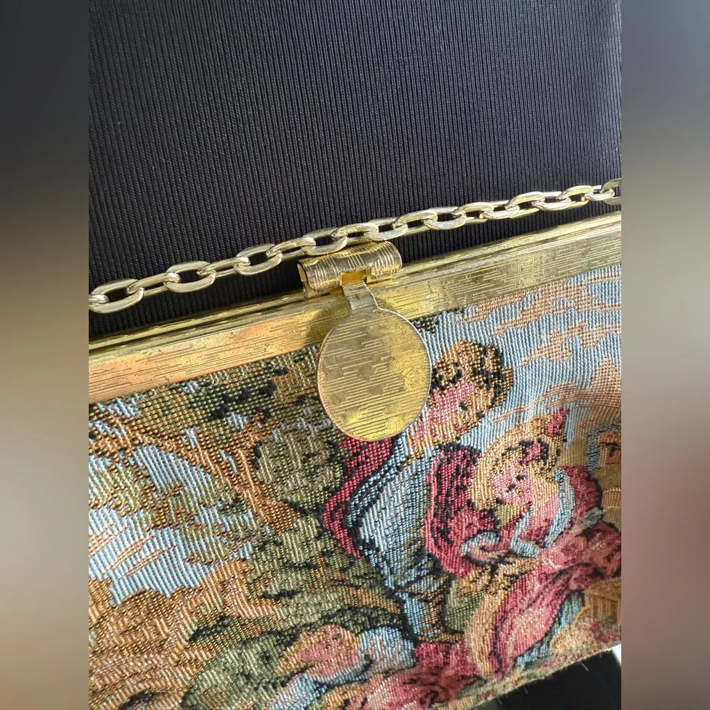 Vintage Victorian tapestry gold snap chain purse Blue - Image 5